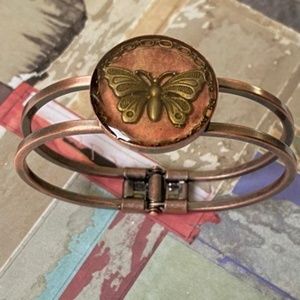 ARTISAN Butterfly Hinge Bracelet